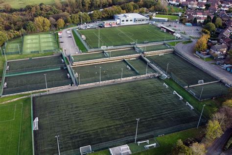 Sports Village 25 A .
